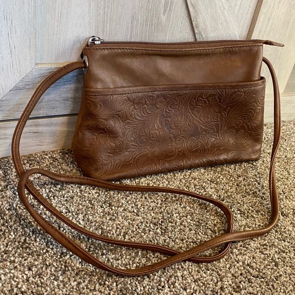 ILI New York Cheyenne East West Crossbody Bag Brown Tooled Leather Handbag - Picture 5 of 13